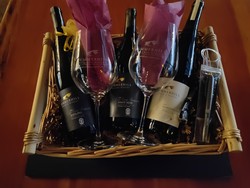 Wine Lover's Basket